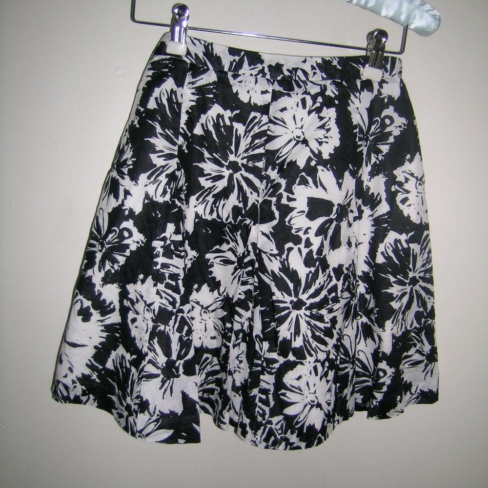 Ann Taylor Loft Lined  Floral Black White Mini